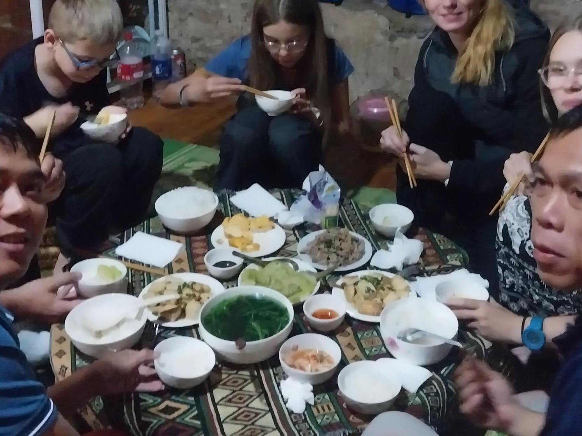 Trieu Hoan Homestay 高平 客房 照片
