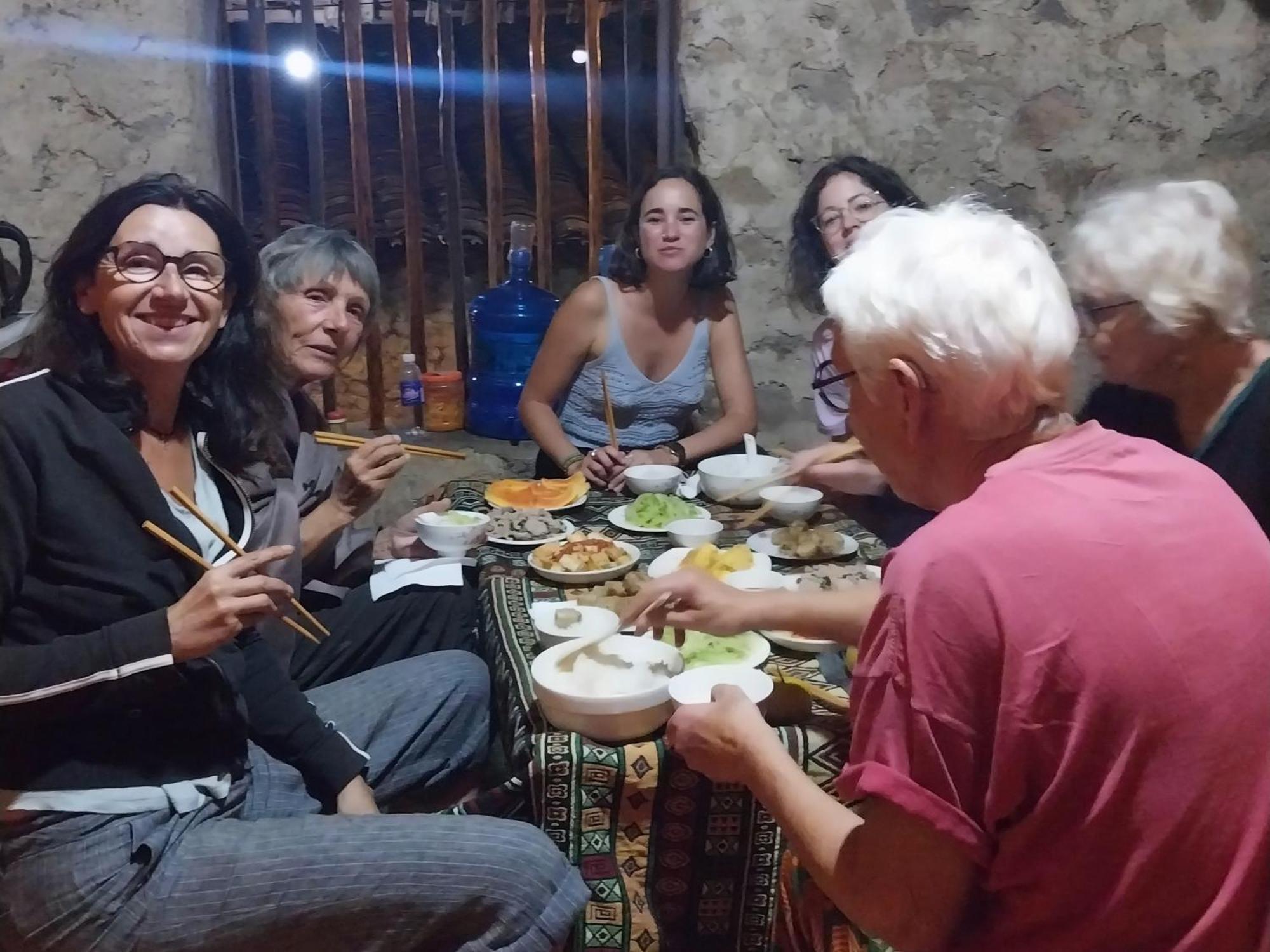Trieu Hoan Homestay 高平 外观 照片